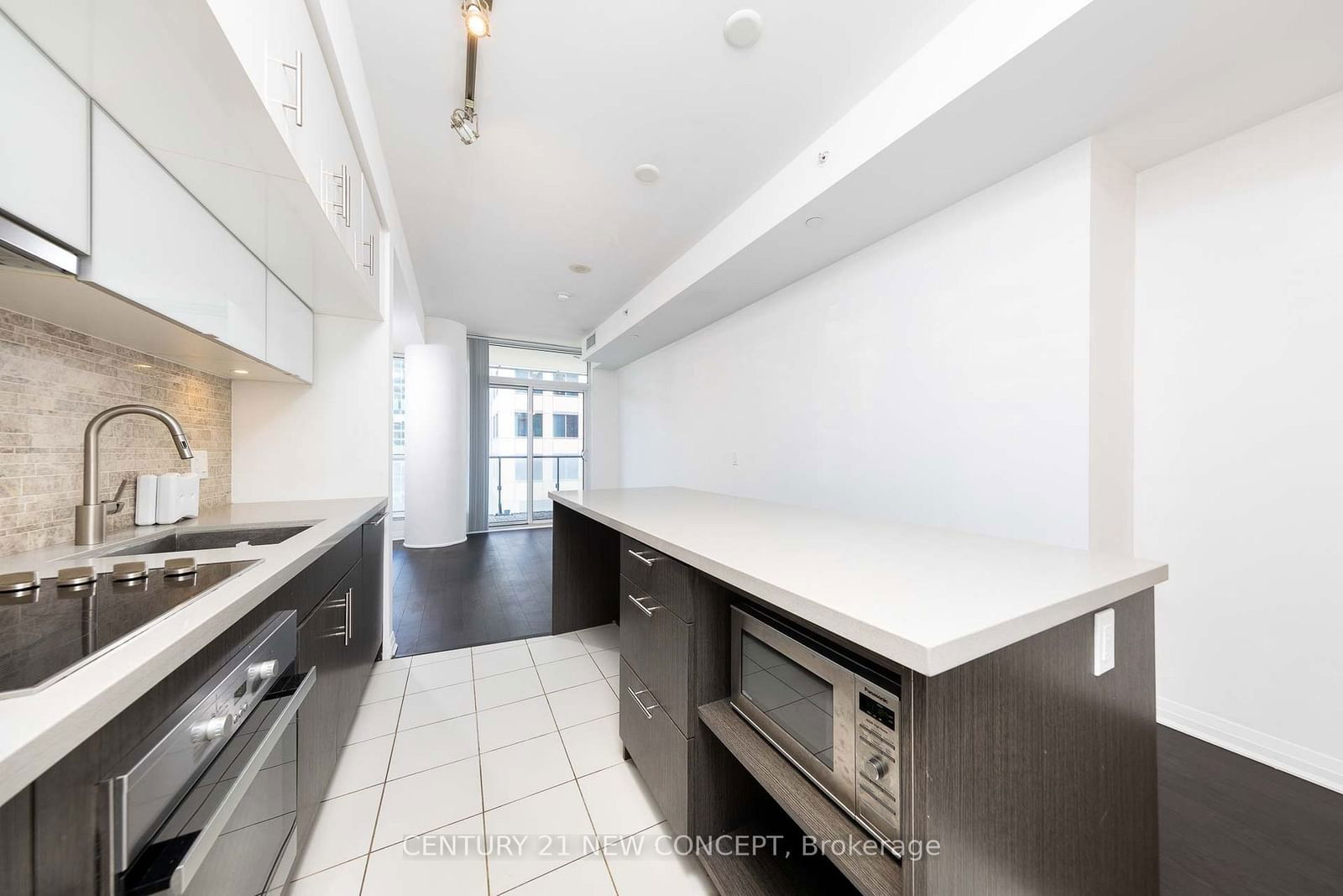 8 Mercer St, unit 803 for sale