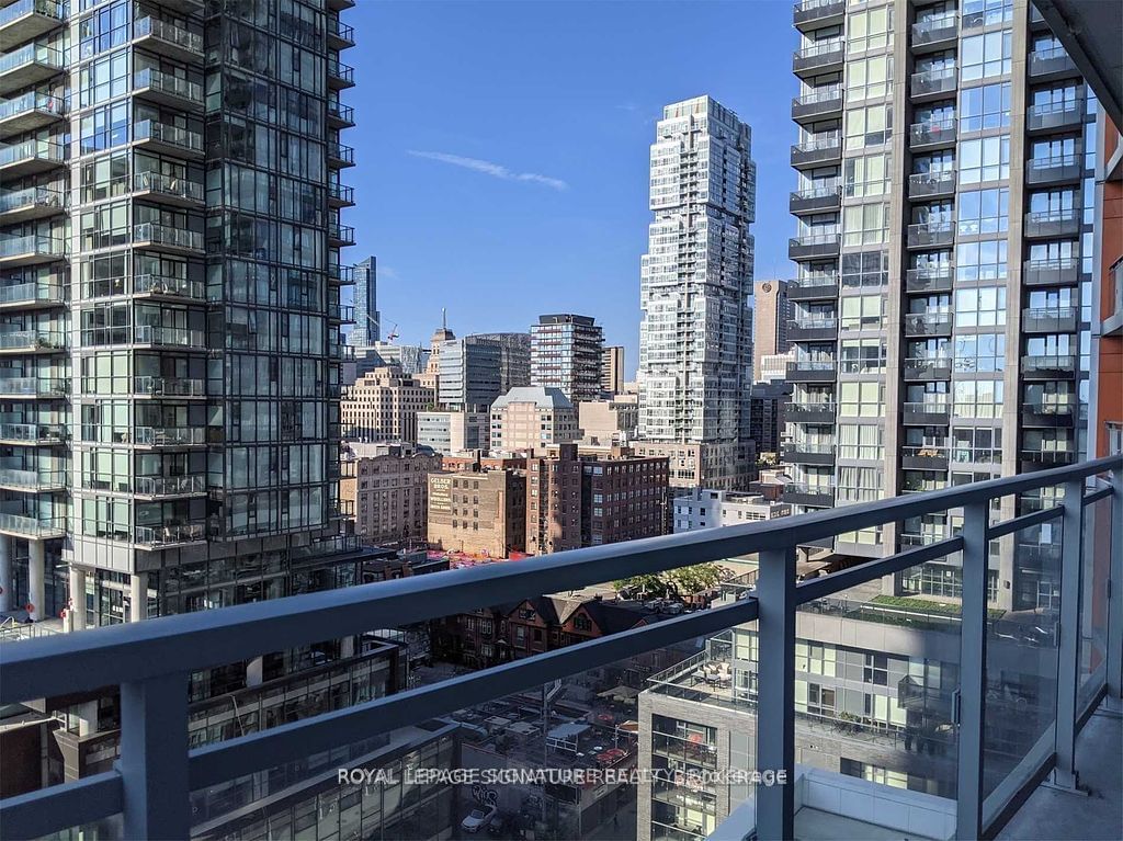 21 Widmer St, unit 1202 for rent