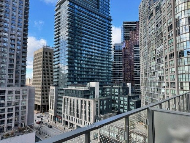 11 Wellesley St, unit 708 for rent