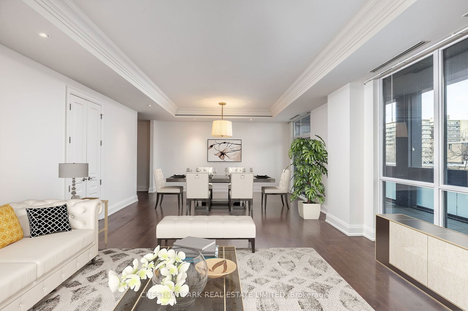 112 St Clair Ave W, unit 403 for sale