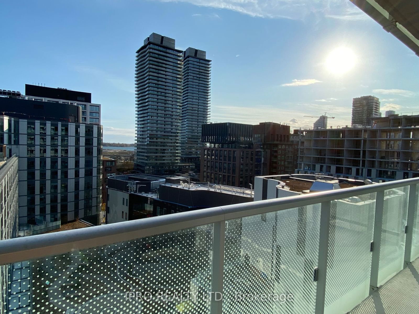 425 Front St E, unit 1009 for rent