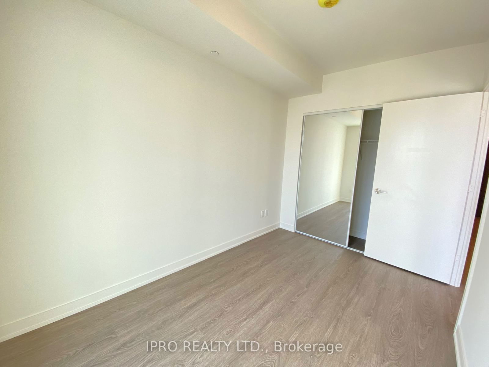 425 Front St E, unit 1009 for rent