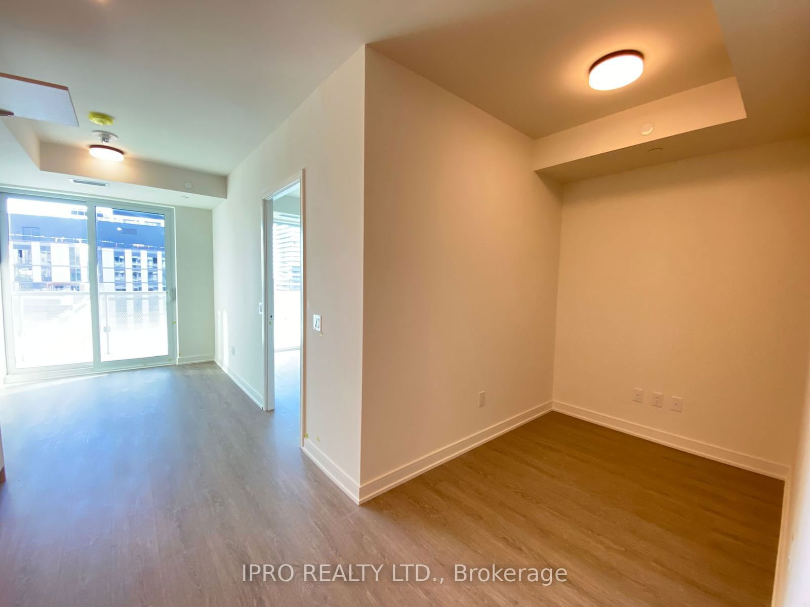 425 Front St E, unit 1009 for rent