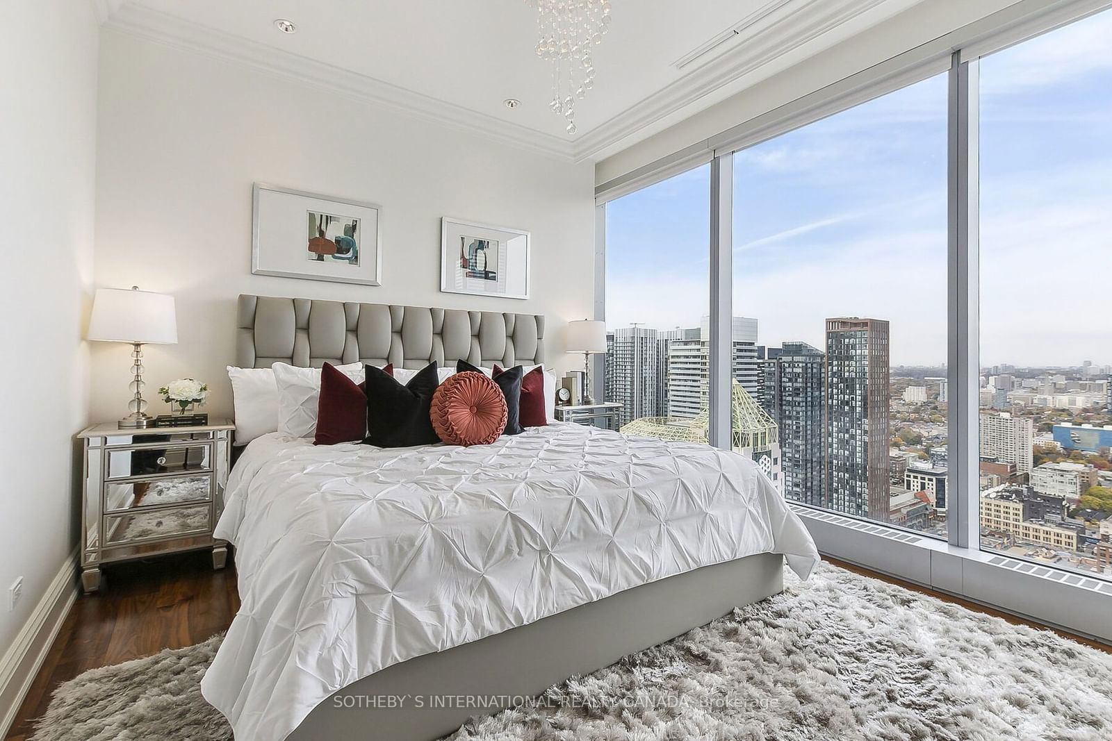 183 Wellington St W, unit 3802 for sale