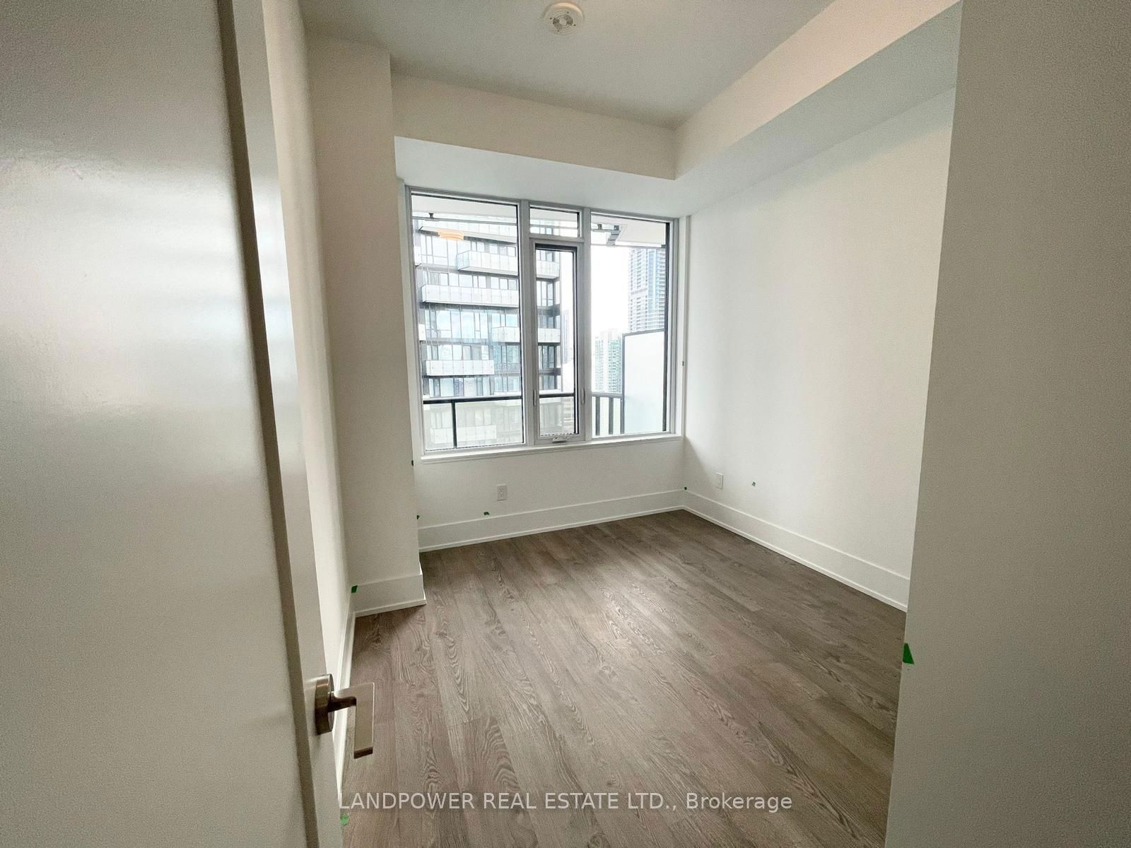 480 Front St W, unit 1911 for rent