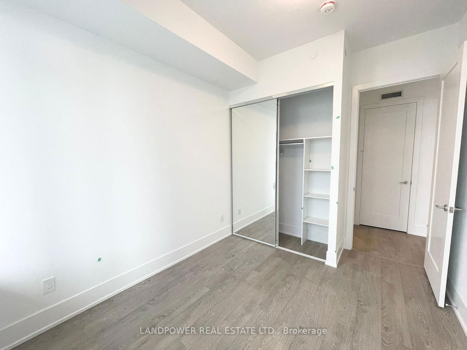 480 Front St W, unit 1911 for rent