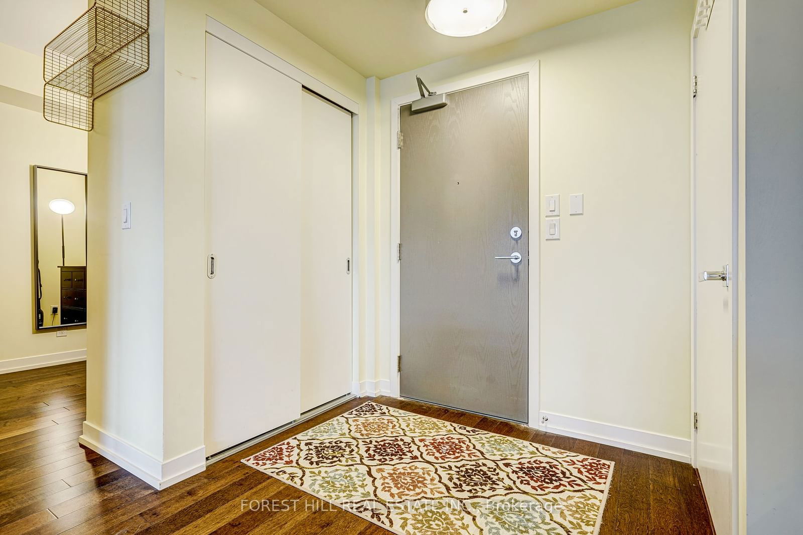 21 Widmer St, unit 2912 for rent