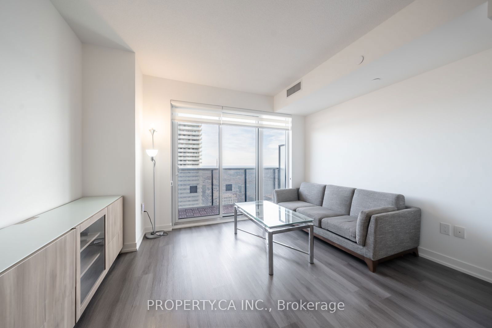 138 Downes St, unit 4203 for rent