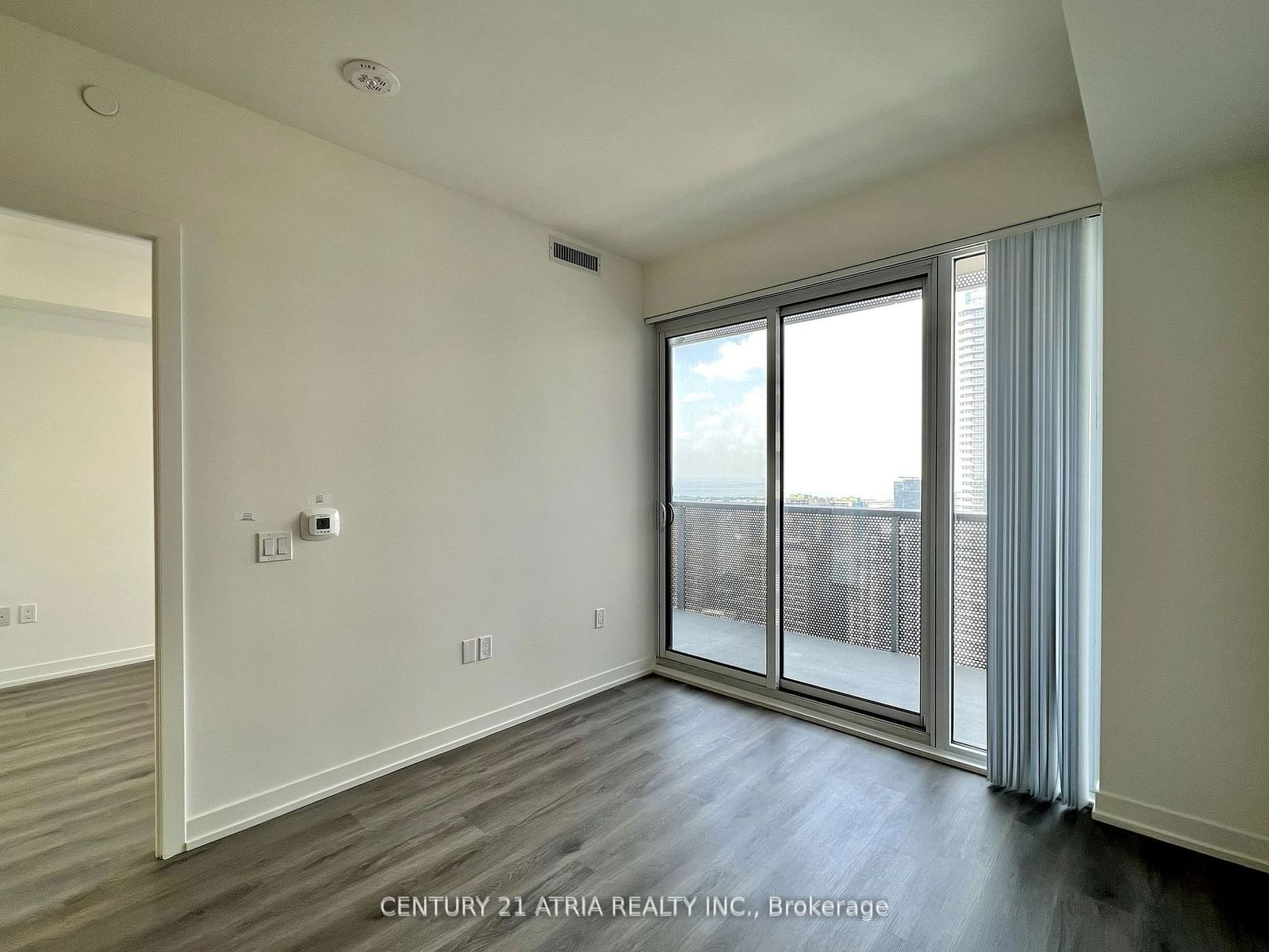 138 Downes St, unit 5210 for rent