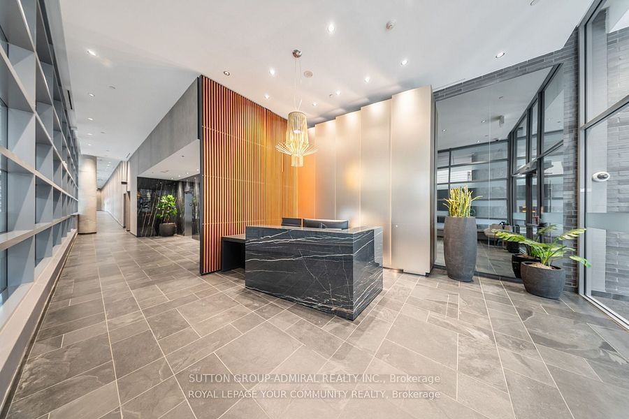 95 Bathurst St, unit 1206 for sale