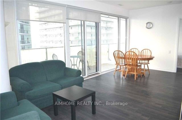 42 Charles St E, unit 3702 for rent