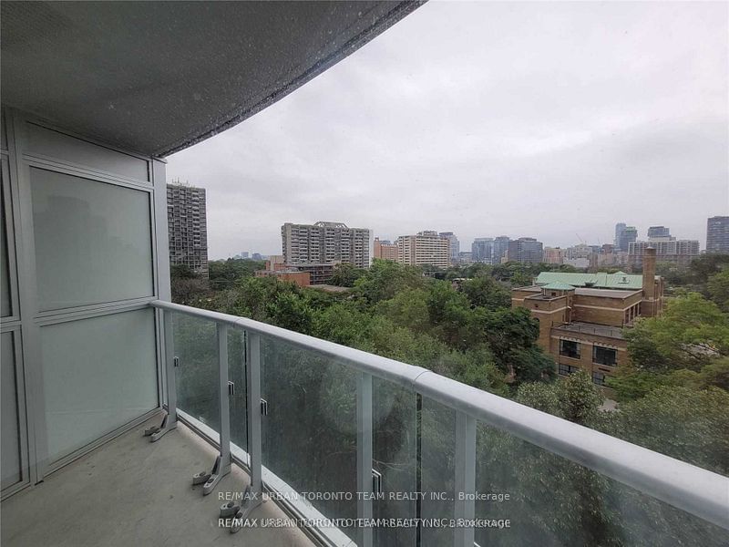 219 Dundas St E, unit 1203 for rent