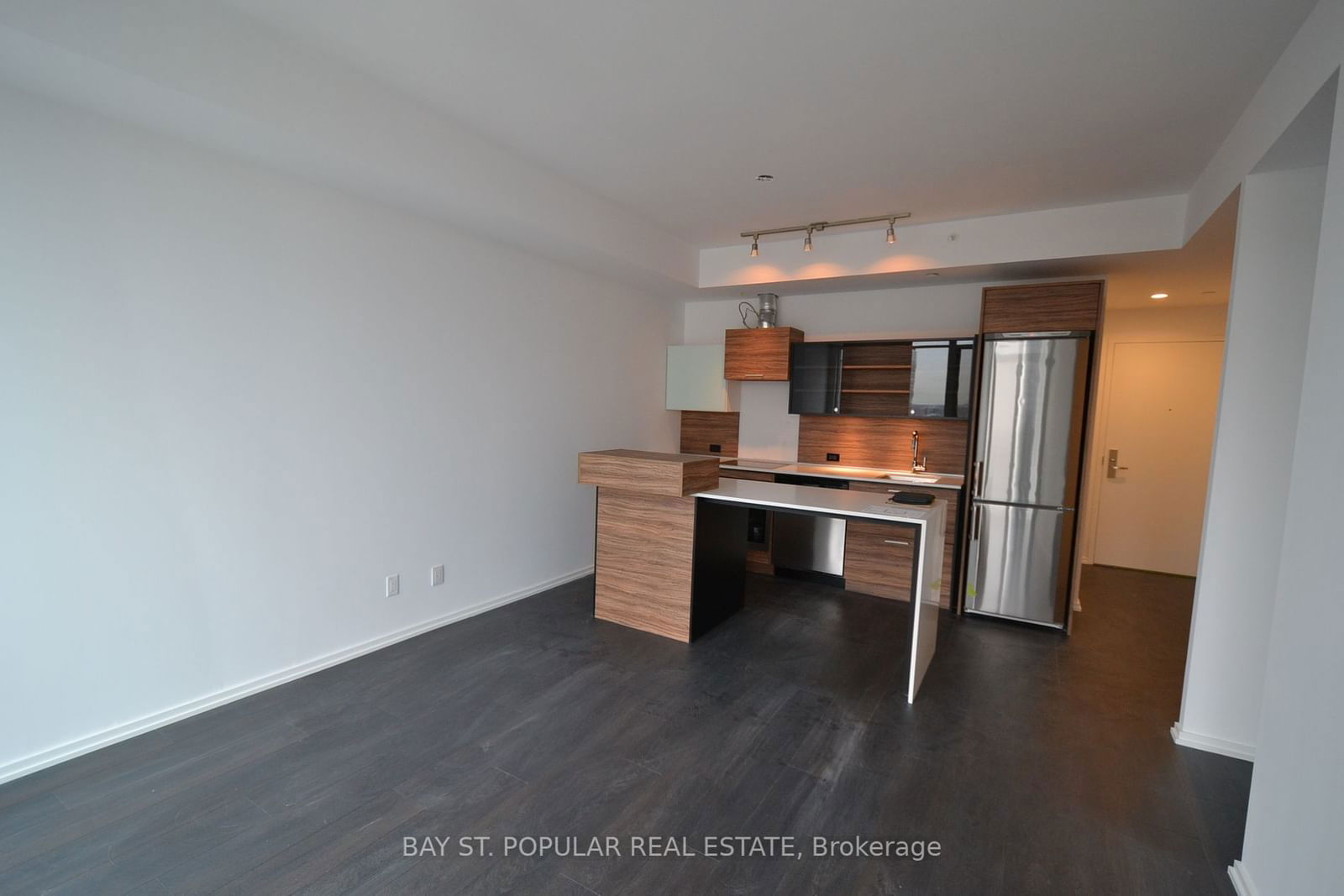 75 St Nicholas St, unit 2306 for rent