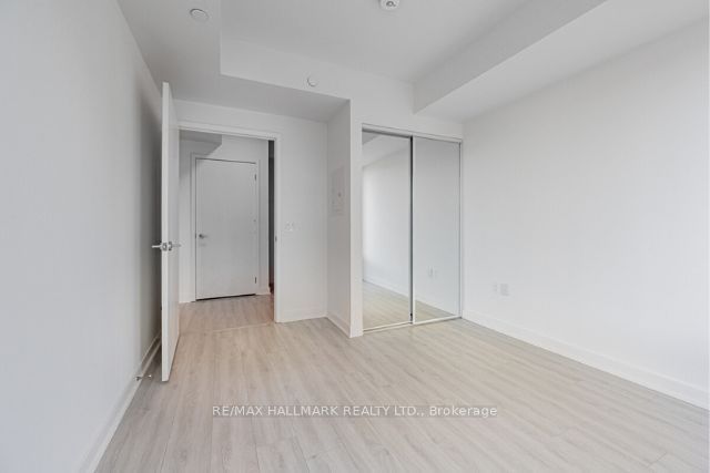 238 Simcoe St, unit 3107 for rent