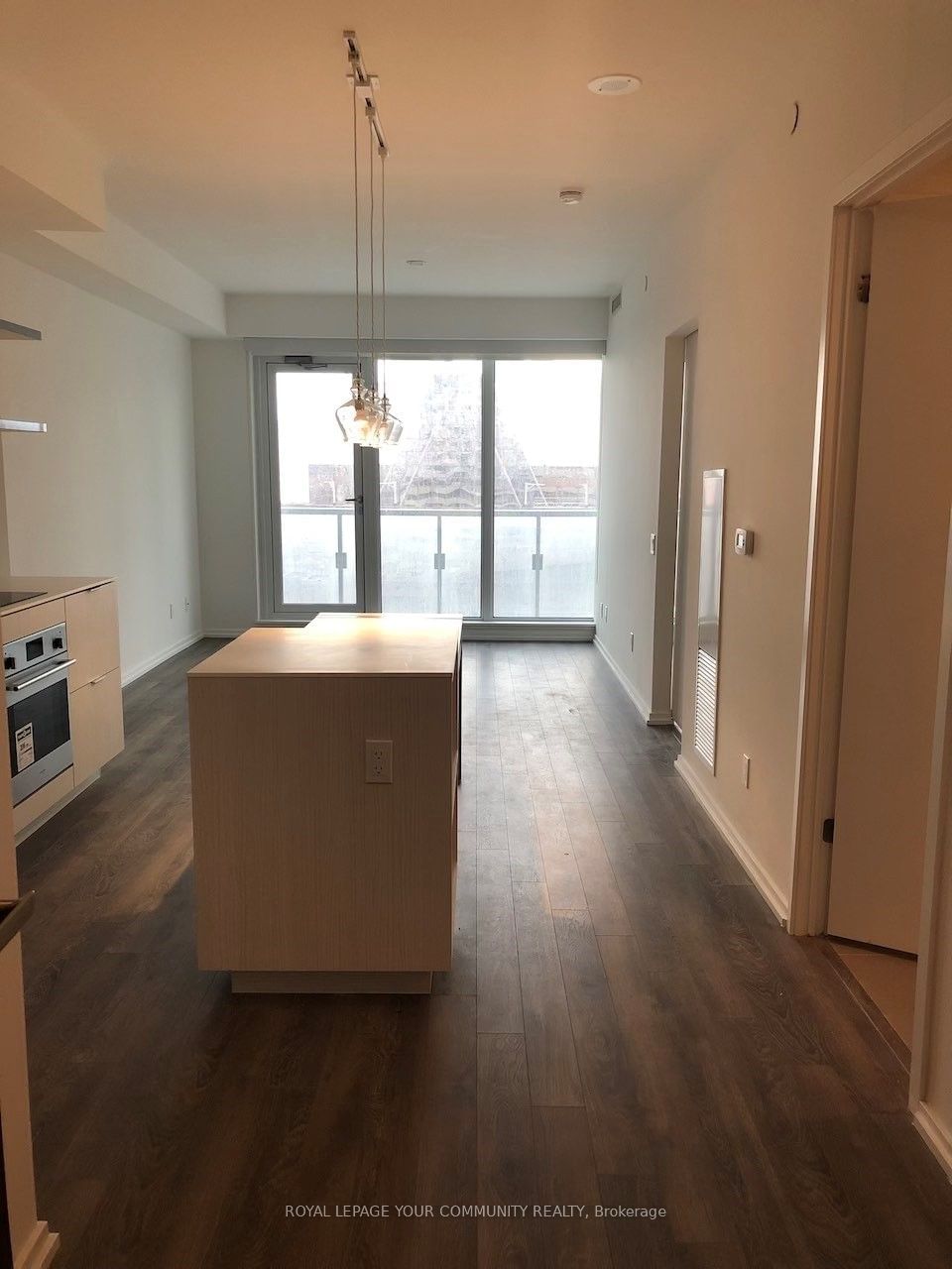 197 Yonge St, unit 3007 for rent