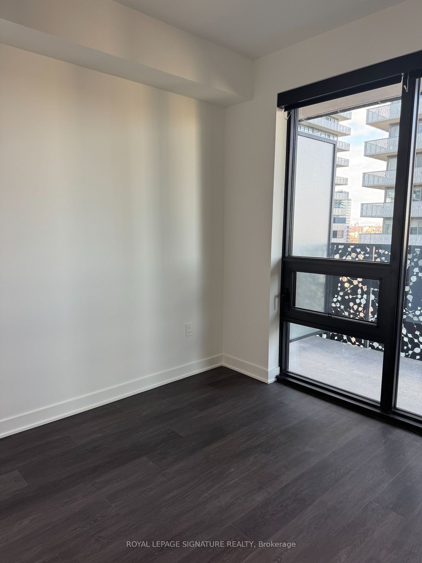 55 Charles St E, unit 2612 for rent