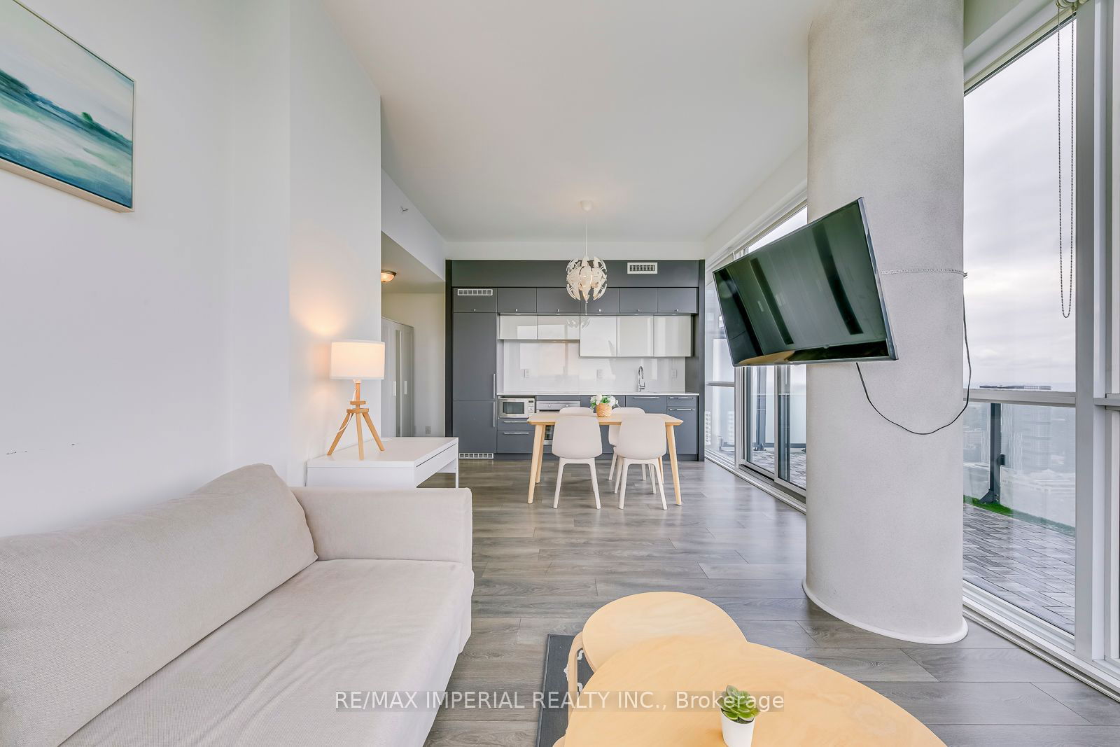 15 Grenville St, unit PH03 for rent