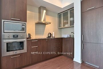 14 York St, unit 3709 for rent