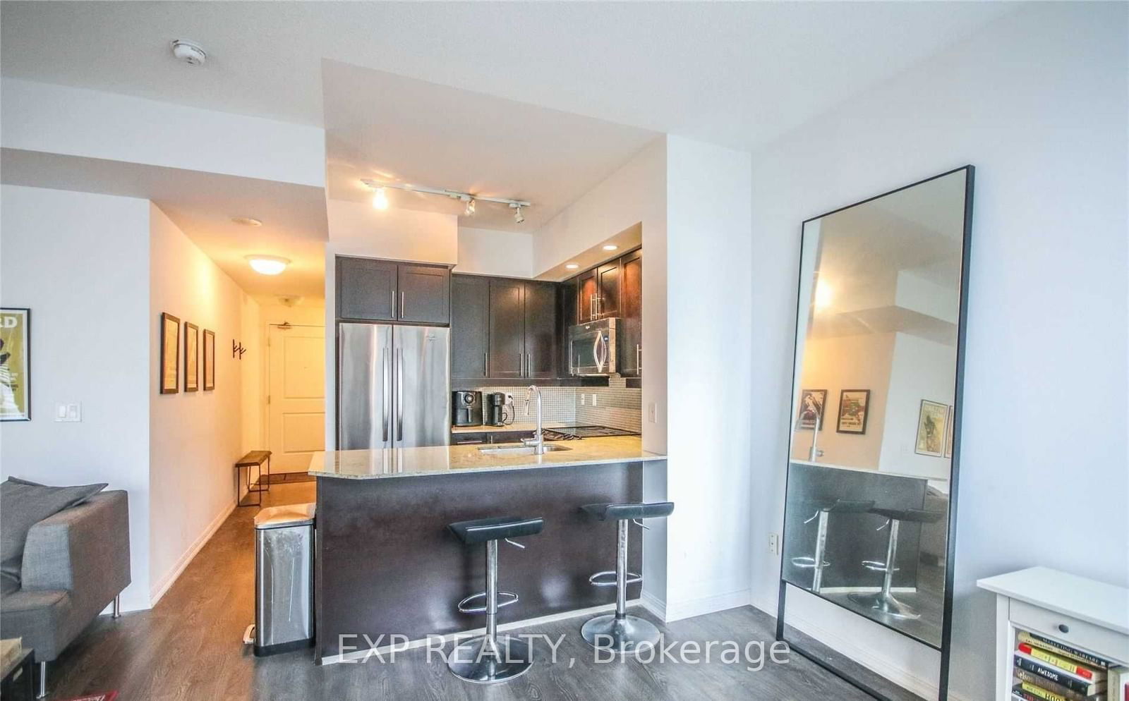 75 East Liberty St, unit 2202 for rent