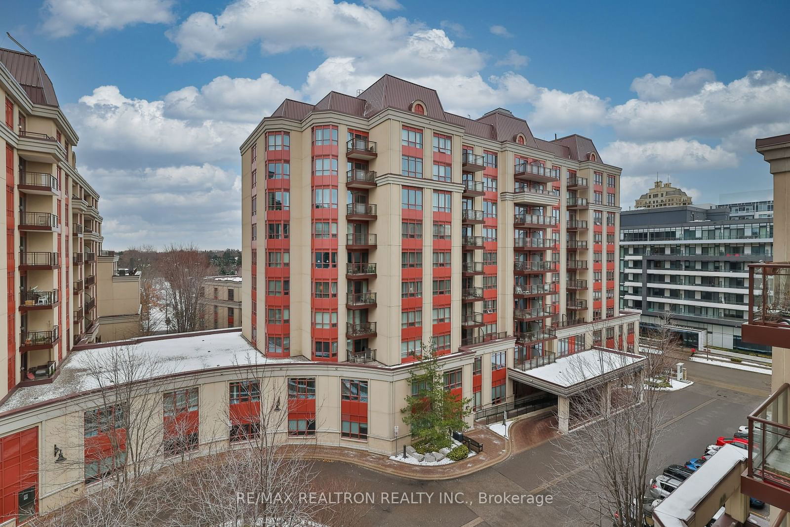 27 Rean Dr, unit 629 for rent