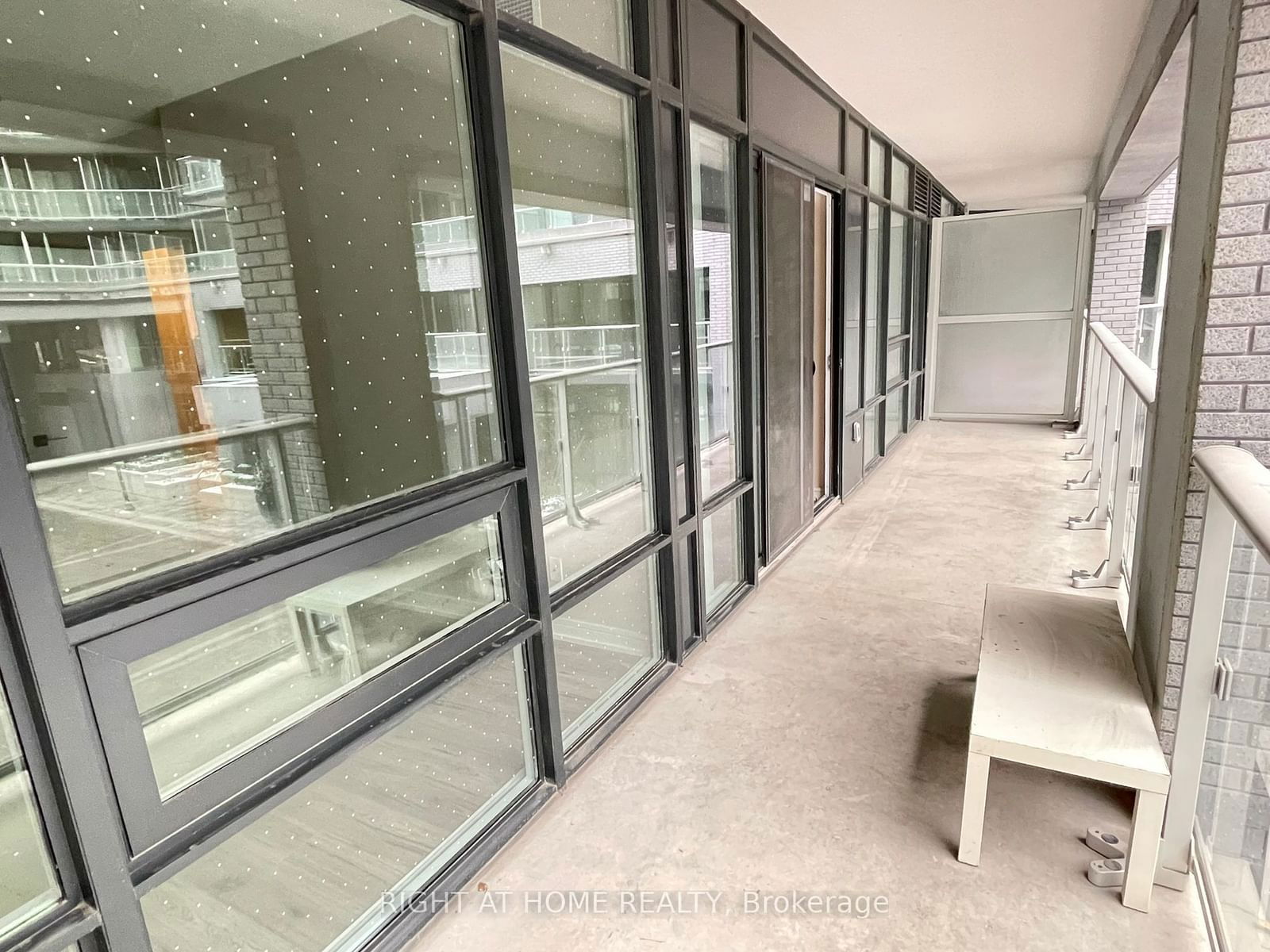 621 Sheppard Ave E, unit 216 for rent