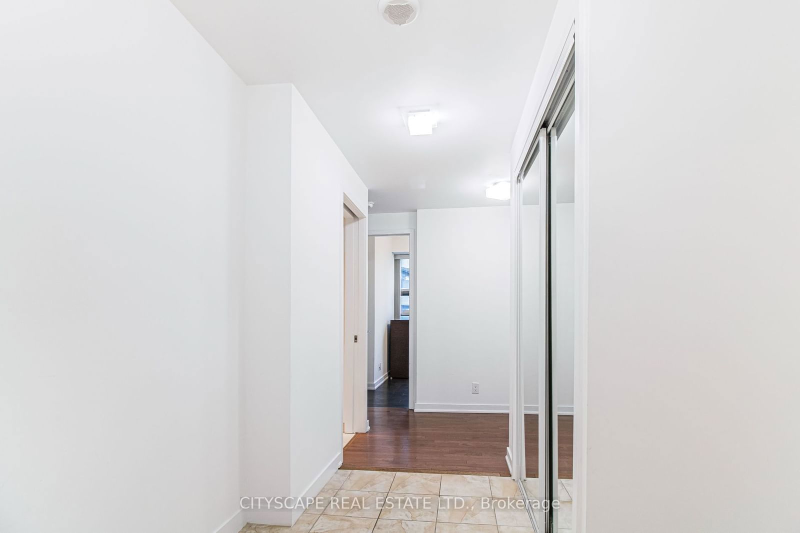 12 york St, unit 3910 for sale