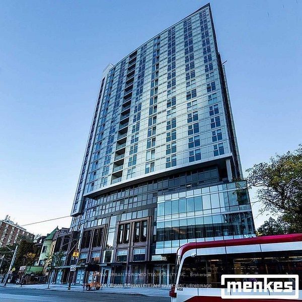 219 Dundas St E, unit 1211 for rent