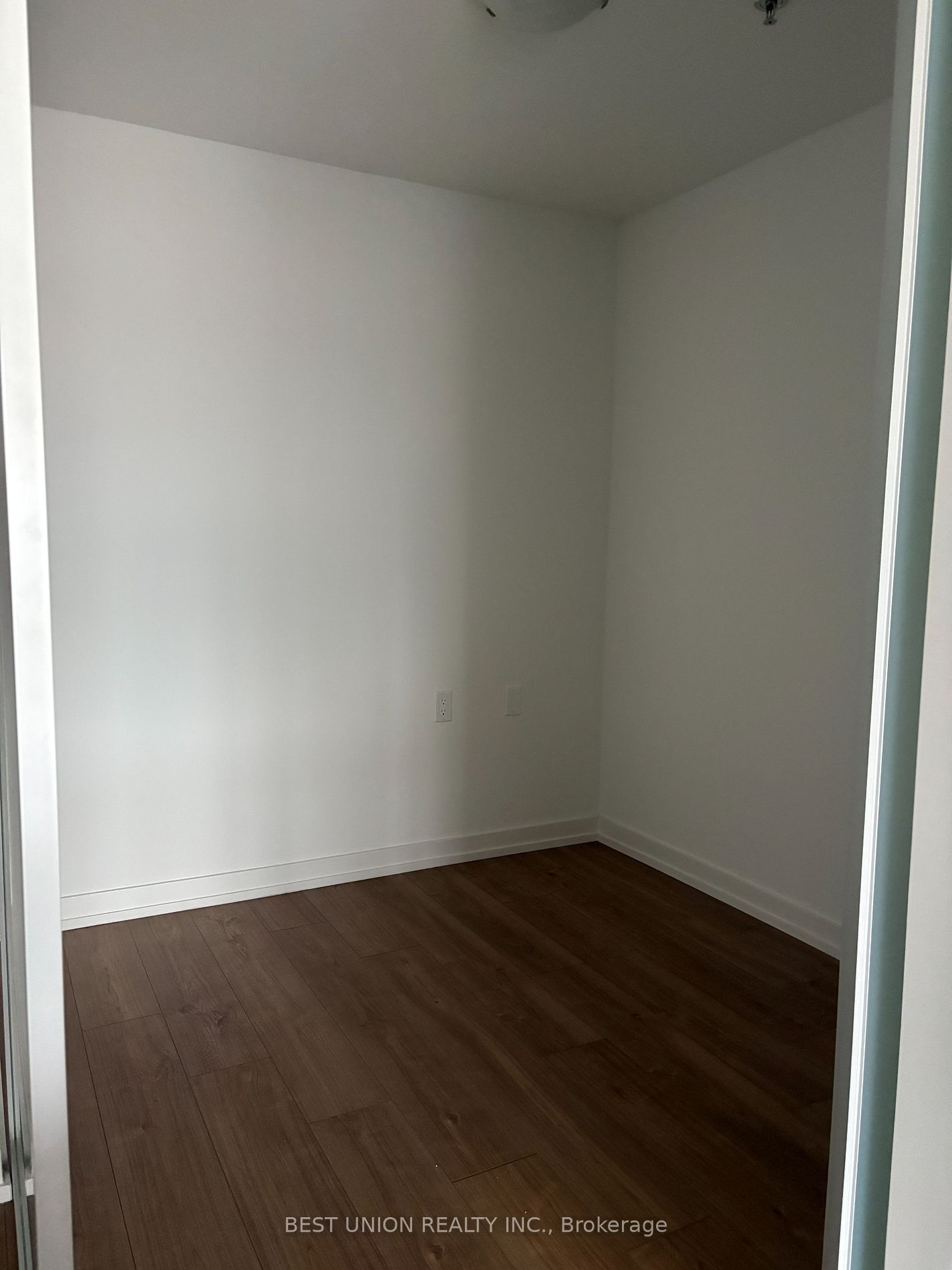 203 College St, unit 801 for rent