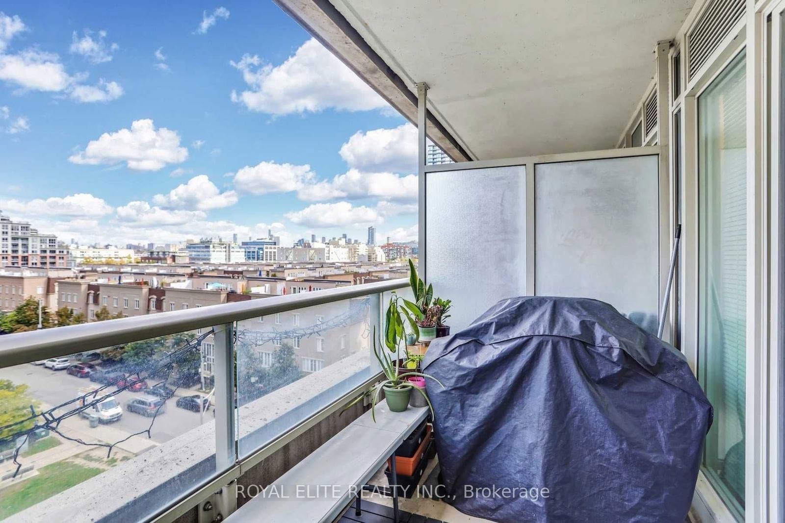 65 East Liberty St, unit 813 for rent