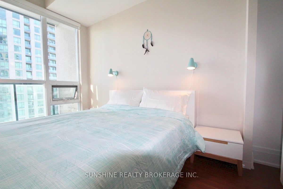 219 Fort York Blvd, unit 2704 for rent