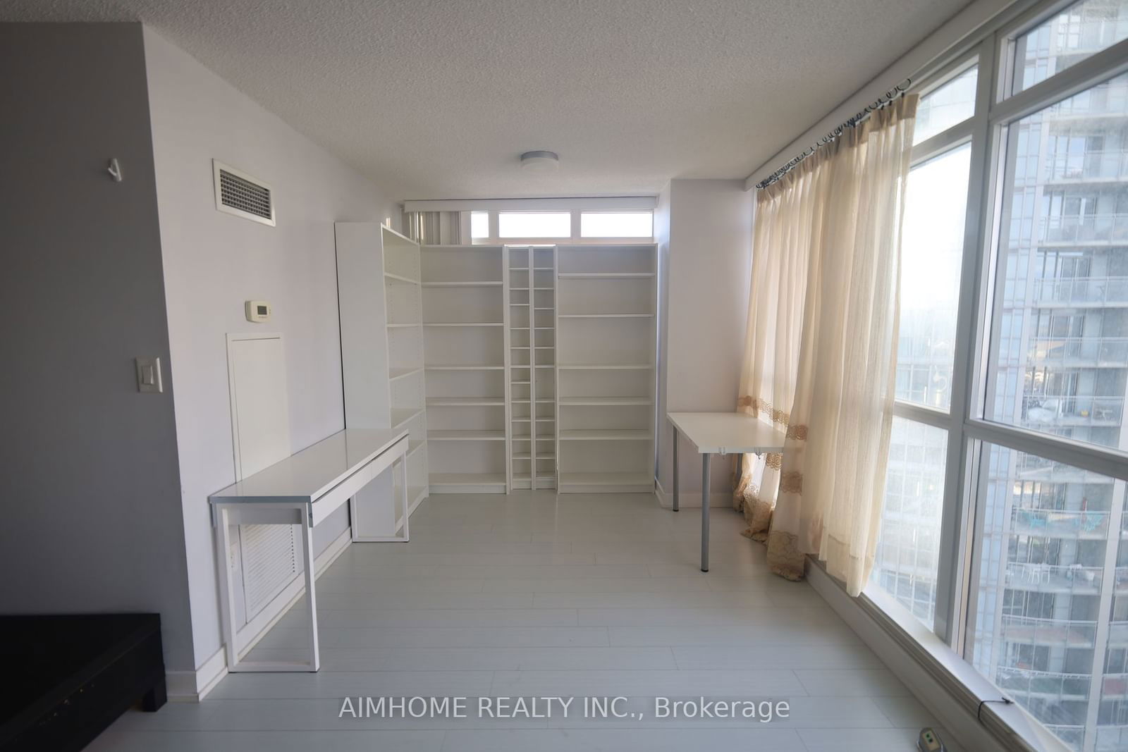 151 DAN LECKI Way, unit 2009 for rent