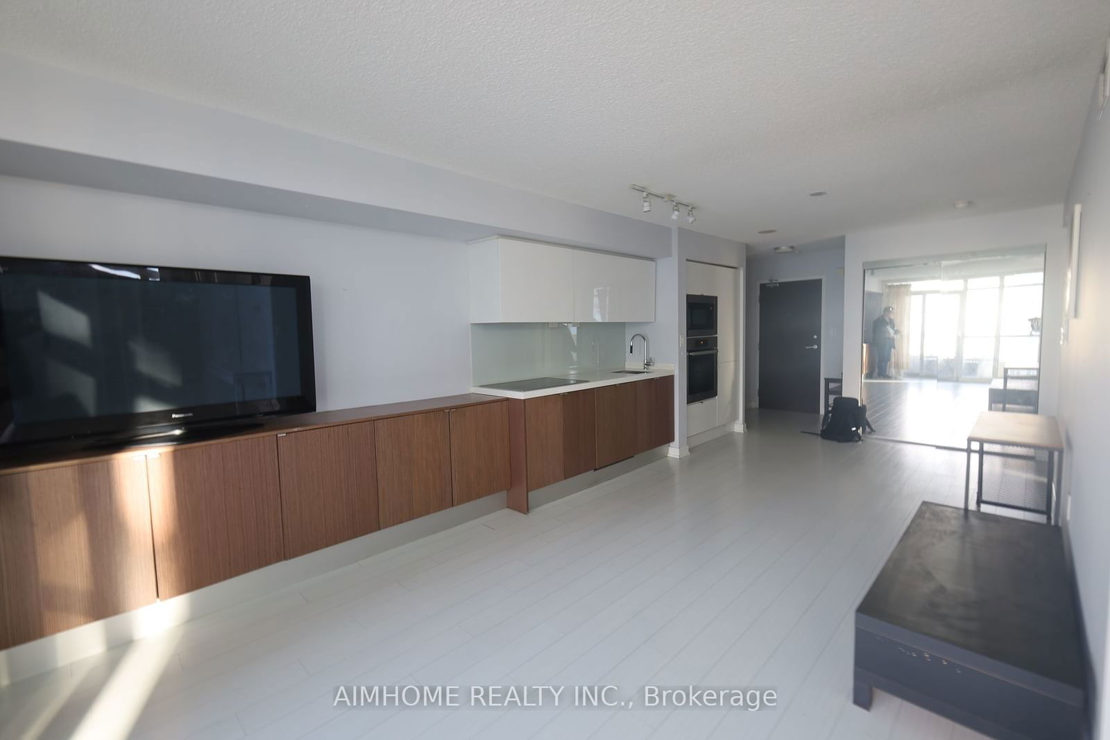 151 DAN LECKI Way, unit 2009 for rent