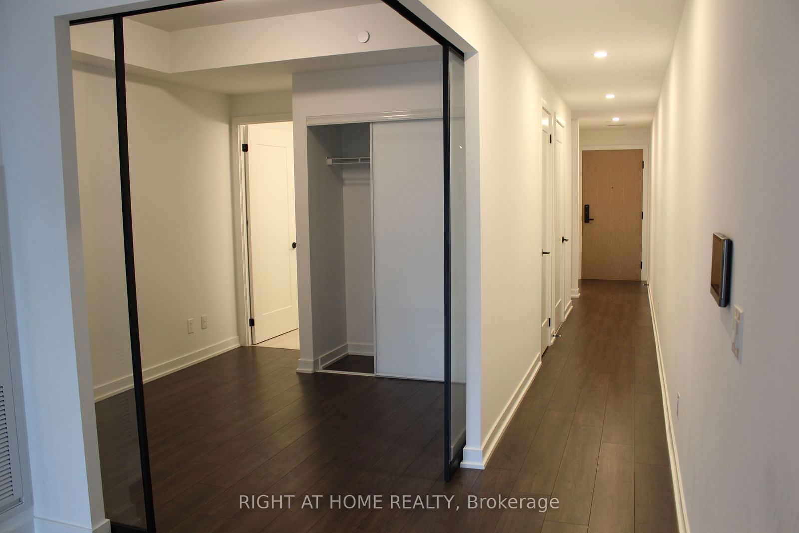 5 Defries St, unit 616 for rent