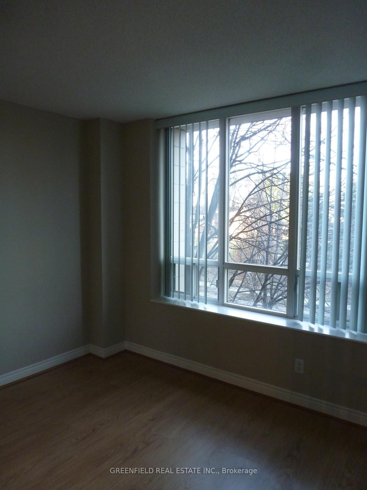 260 Doris Ave, unit 307 for rent