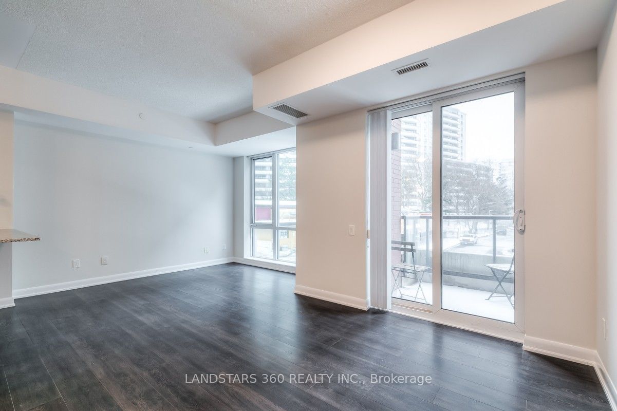 5168 Yonge St, unit Th11 for sale