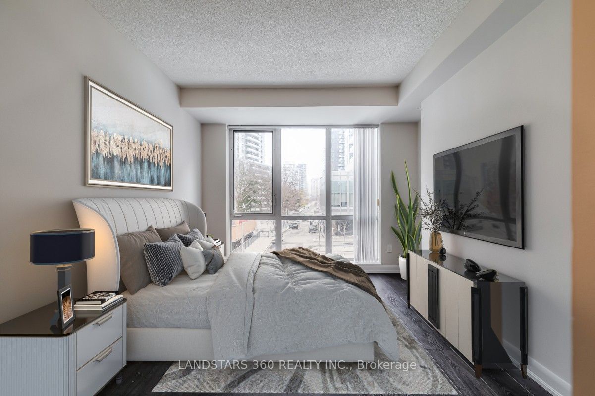 5168 Yonge St, unit Th11 for sale