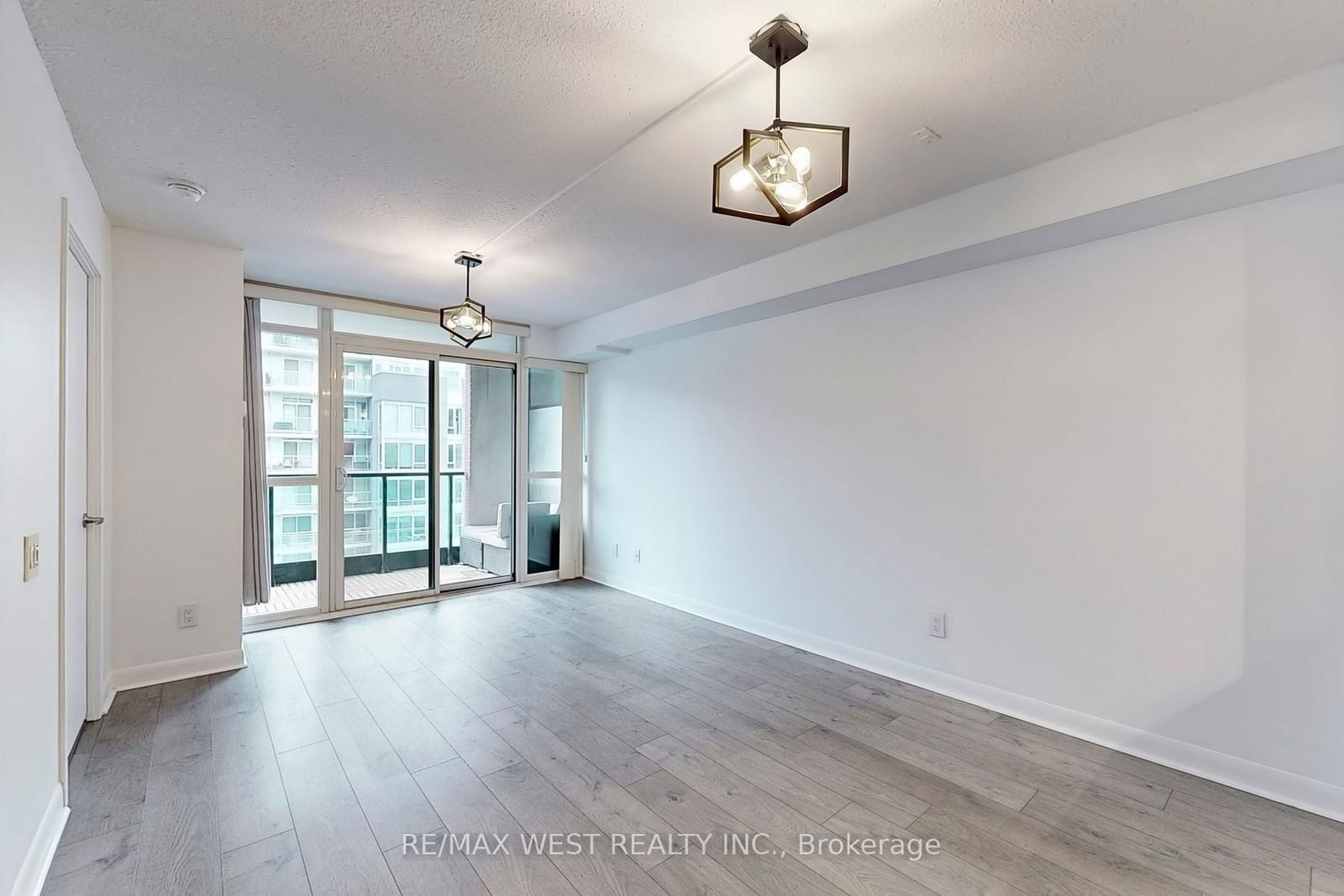 525 Wilson Ave, unit 647 for sale