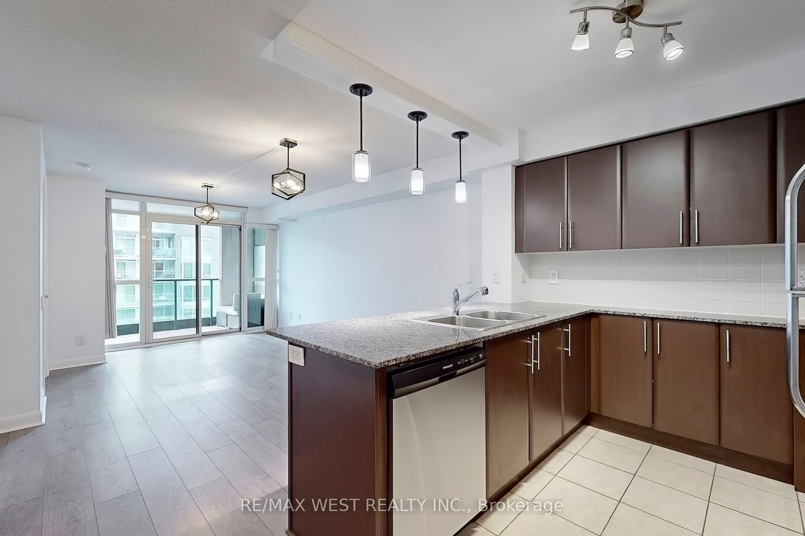 525 Wilson Ave, unit 647 for sale