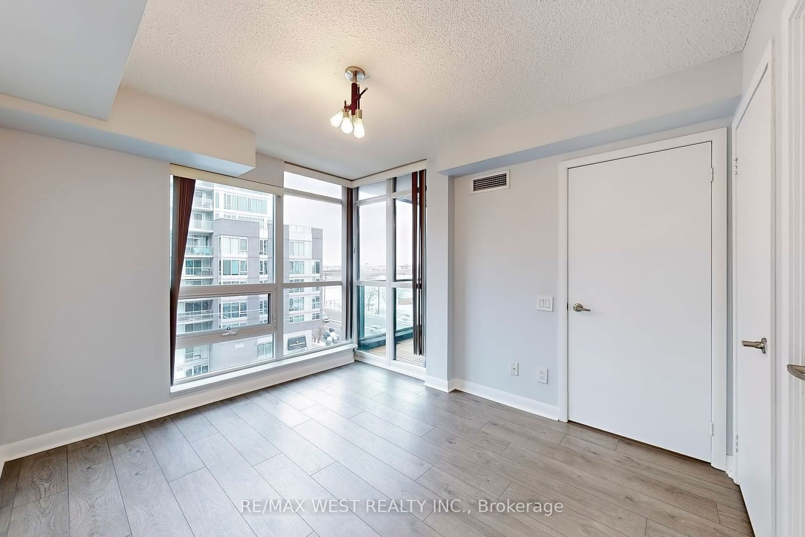 525 Wilson Ave, unit 647 for sale