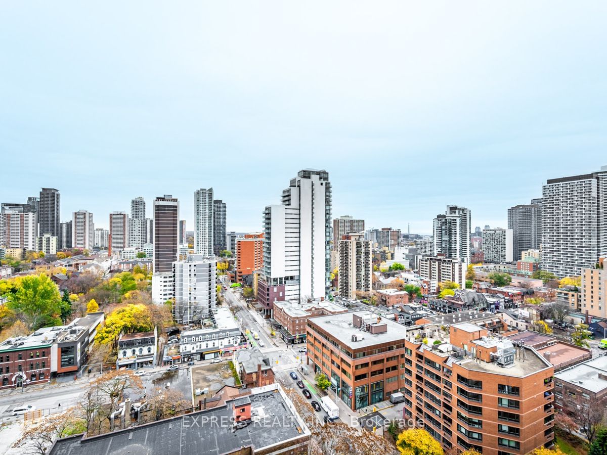 50 at Wellesley Station Condos, Downtown, Toronto