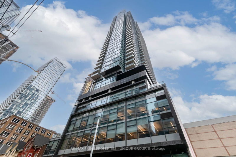 290 Adelaide St W, unit 3510 for rent