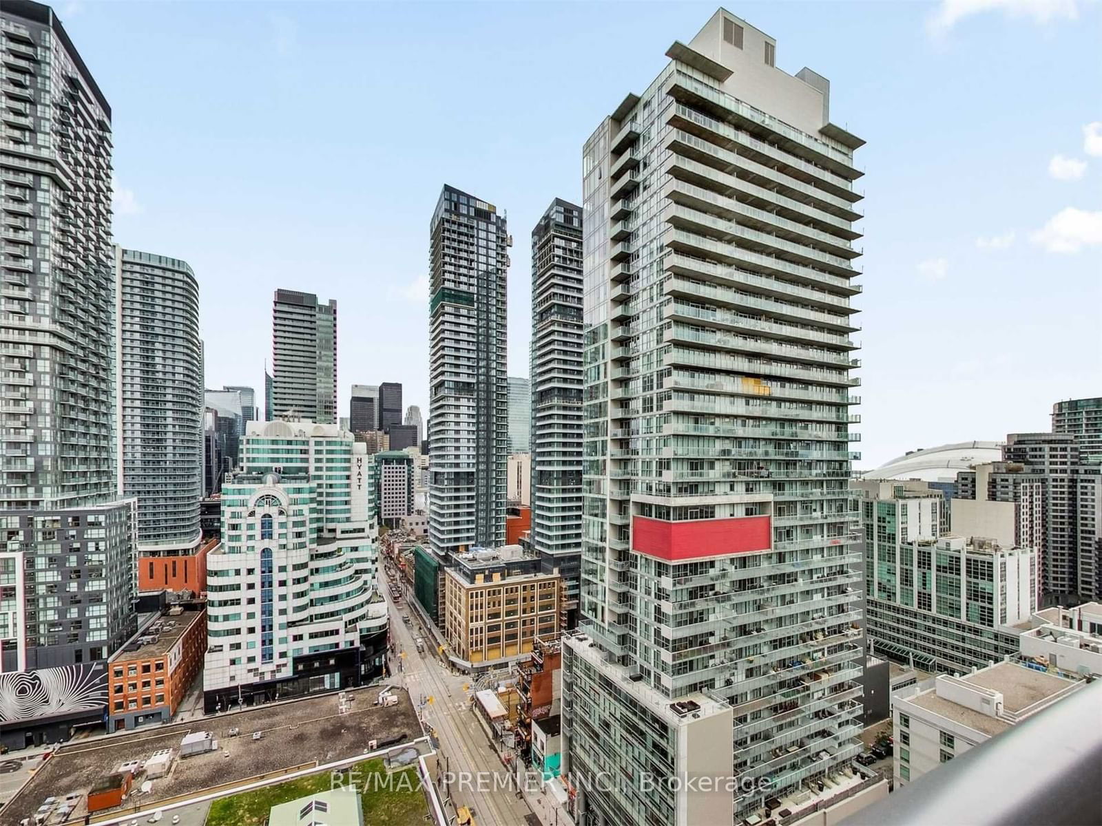 8 Charlotte St, unit 1706 for rent