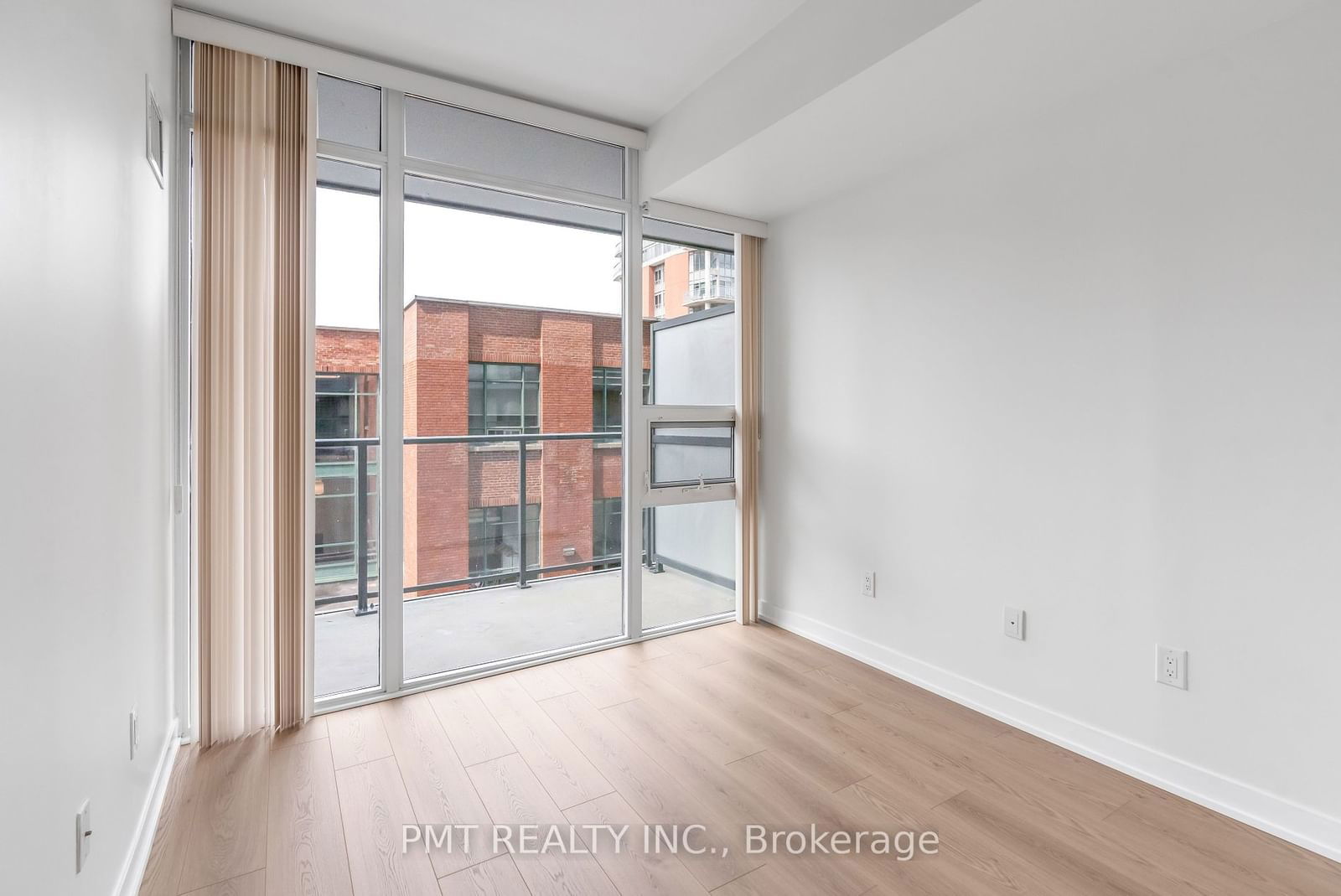 105 George St, unit 315 for rent