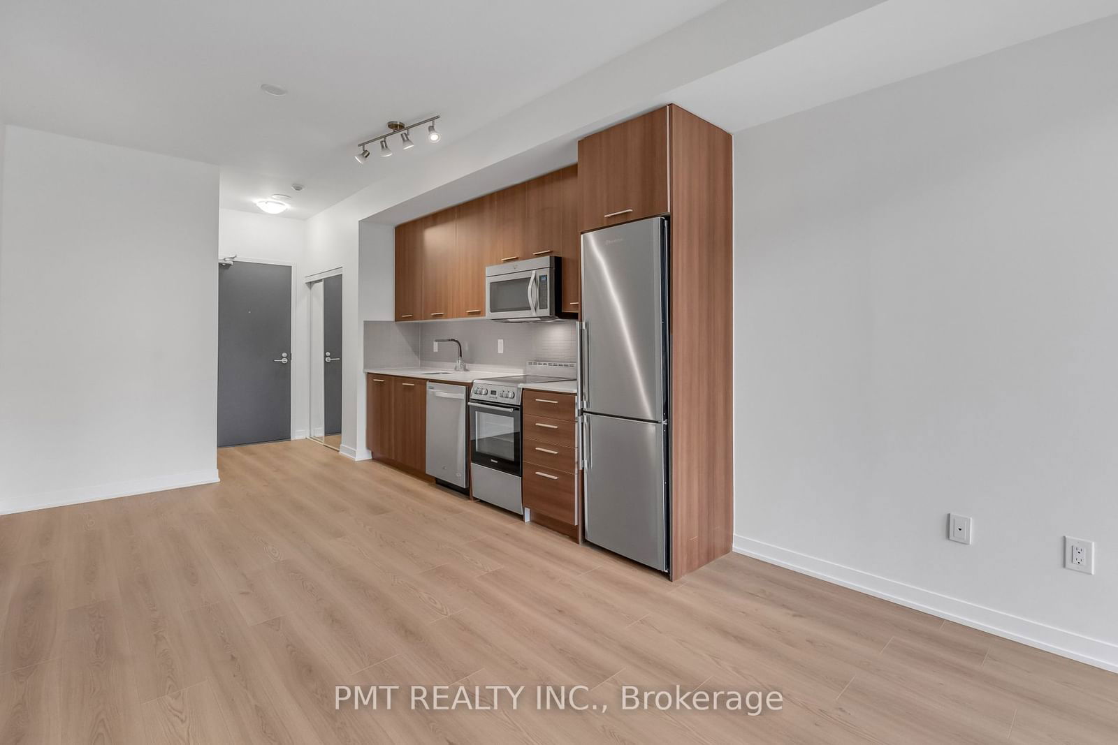 105 George St, unit 315 for rent