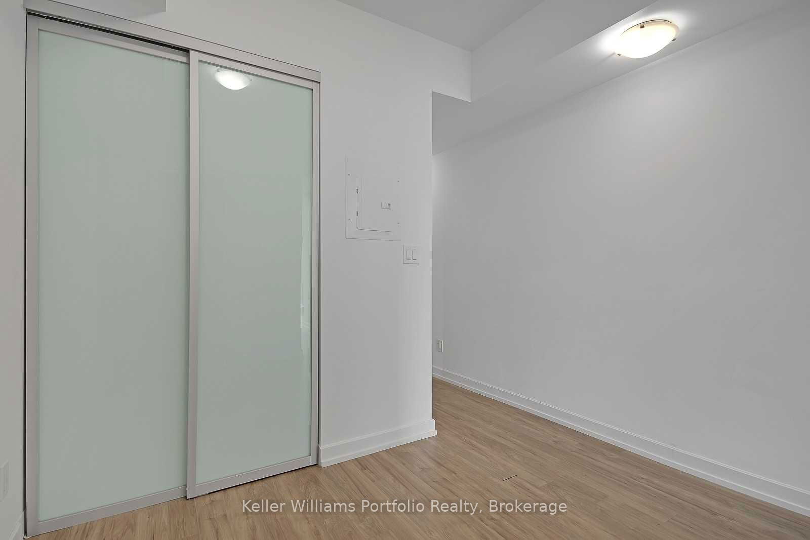 377 Madison Ave, unit 523 for rent