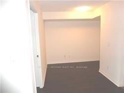 25 Lower Simcoe St, unit 920 for rent