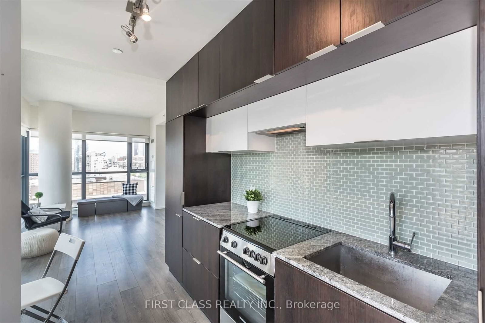 159 Dundas St E, unit 1909 for rent