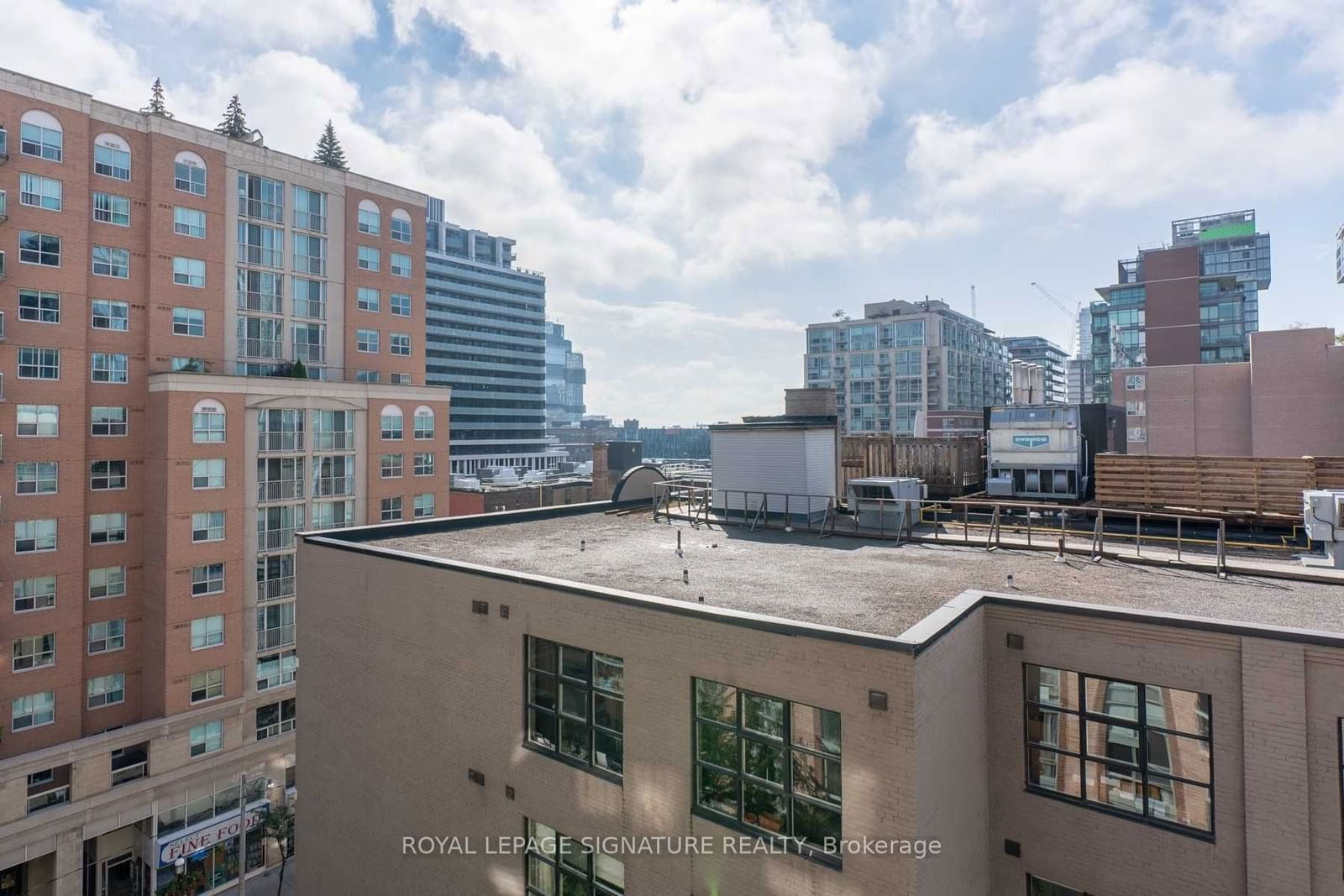 311 Richmond St E, unit 901 for rent