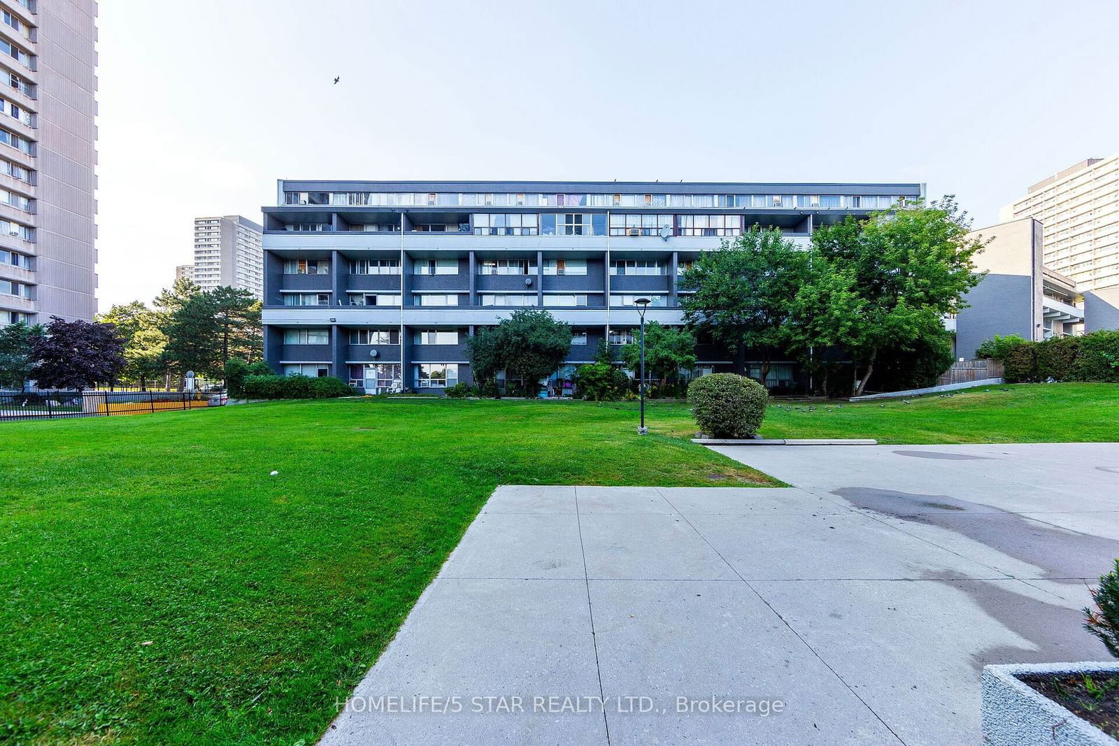 Sunny Glenway townhomes, North York, Toronto