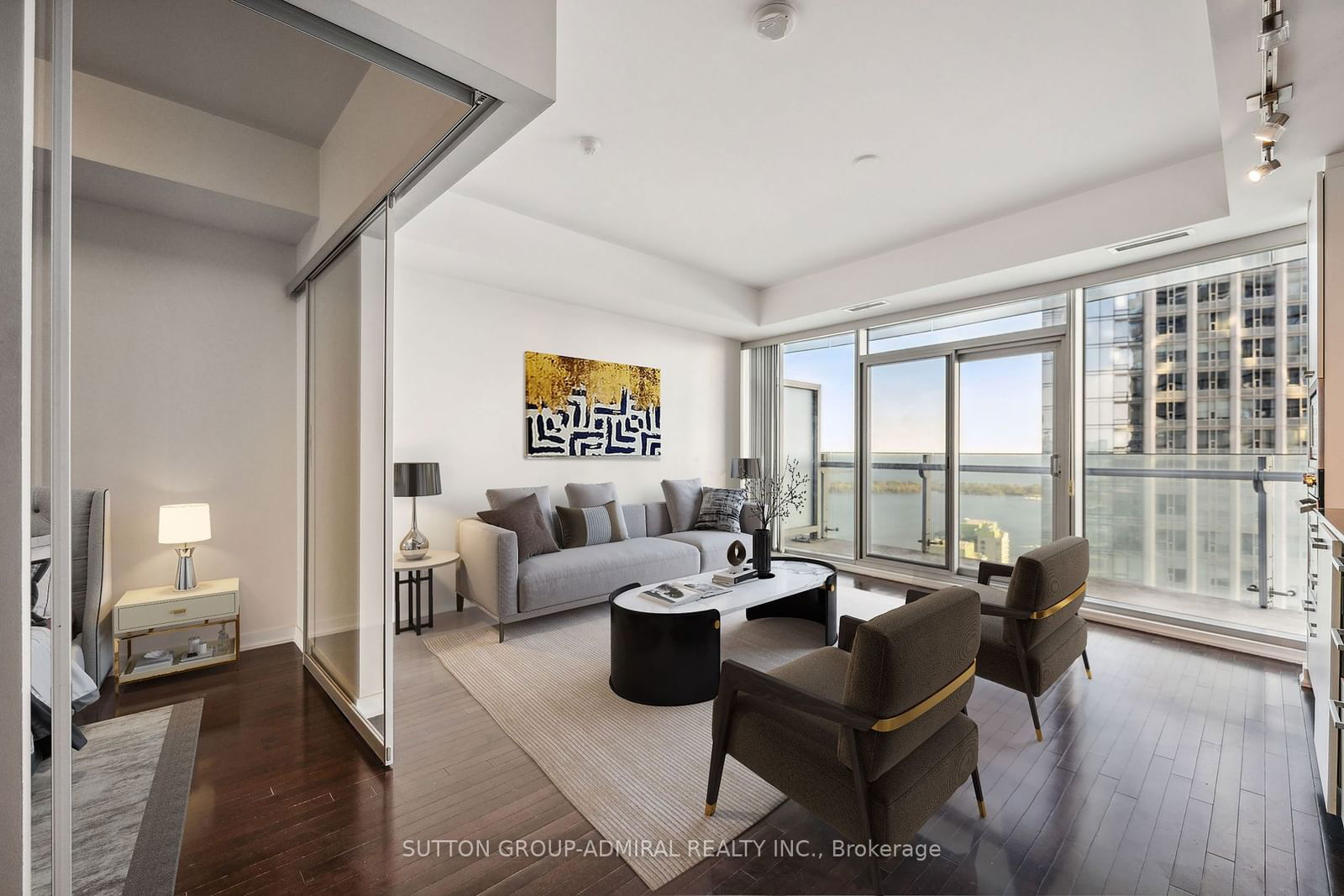 14 York St, unit 4704 for sale